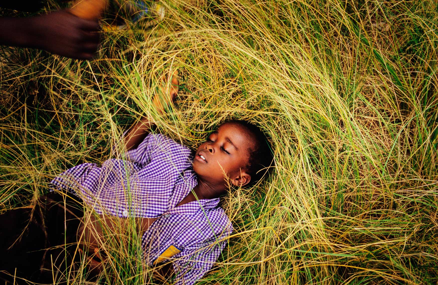 Ghana_BoyInGrass_01